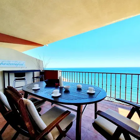 Carvajal Seaviews Apartamento